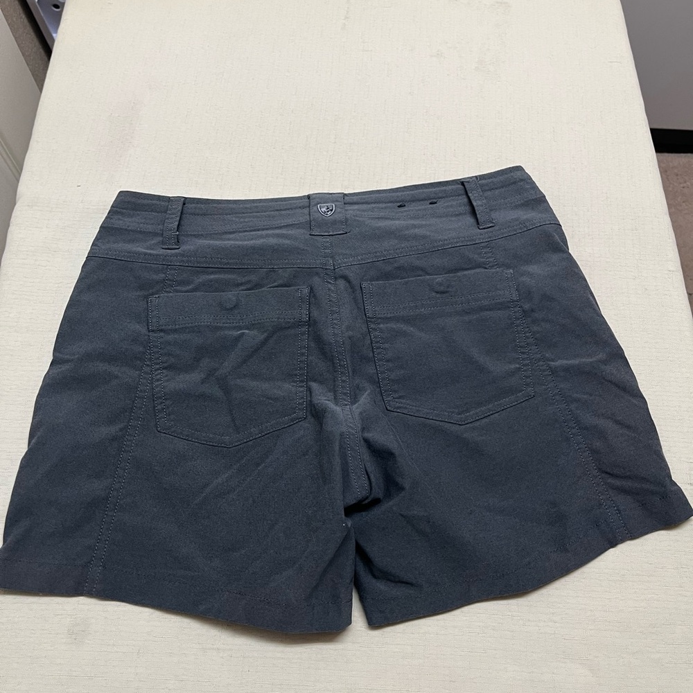 KUHL size 6 grey shade 5.5” shorts - Picture 9 of 14
